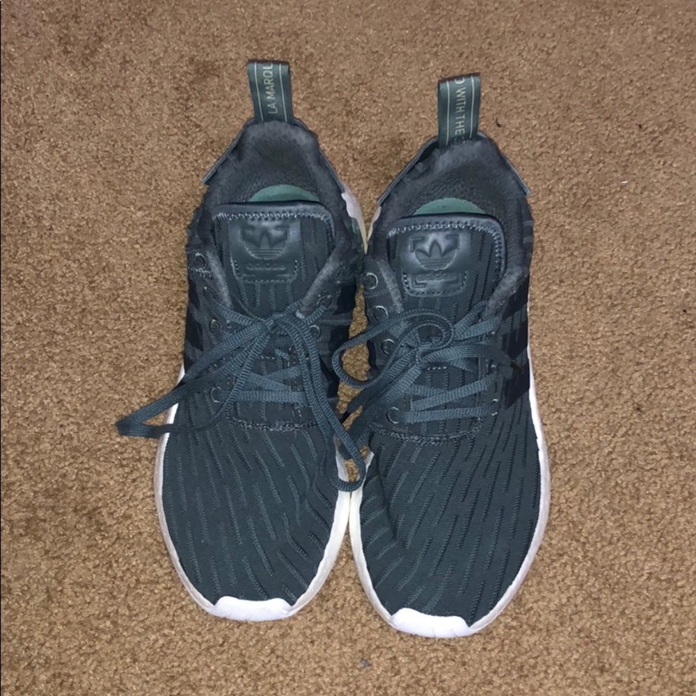 Women’s adidas boosts size 8.5